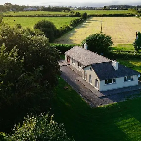 Spacious 4 Bedroom In The Heart Of Galway Сasa de vacaciones